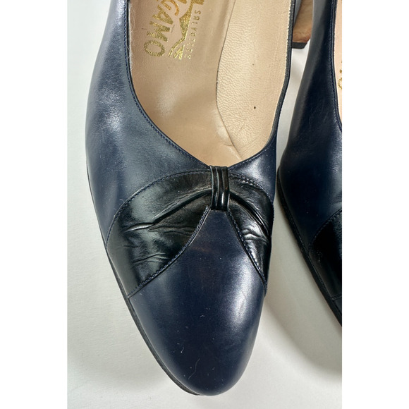 Salvatore Ferragamo Heels Black & Blue Pumps Leather Round Toe Shoe Size 9B 9 - Picture 3 of 16